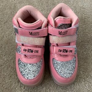 Disney Minnie mouse roller skates shoes size 1